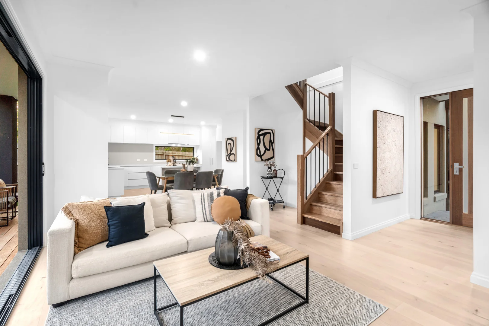 Additional image 2 of 3/2 Belmont Road West, Croydon South VIC 3136