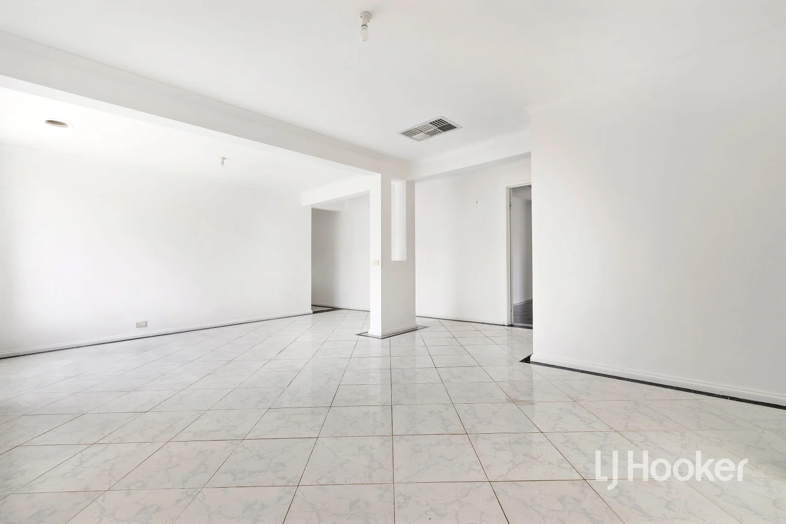 Additional image 2 of 28 Manatoka Crescent, Hampton Park VIC 3976