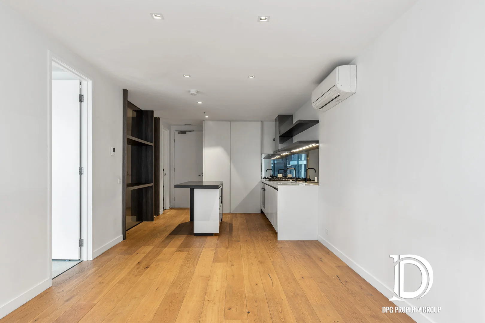 Additional image 4 of 810/677 La Trobe Street, Docklands VIC 3008