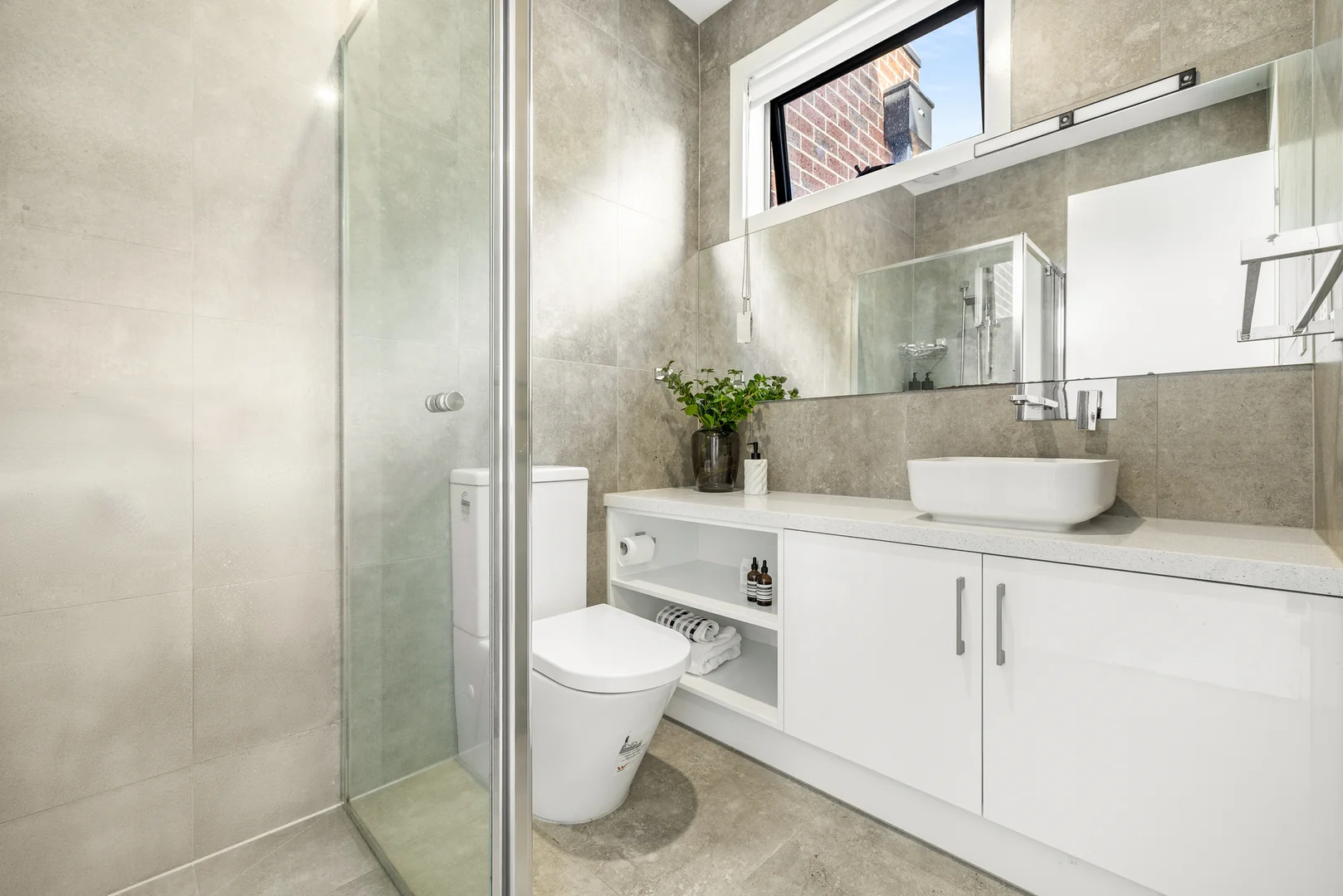 Additional image 11 of 2/2 Yangoora Court, Mount Waverley VIC 3149