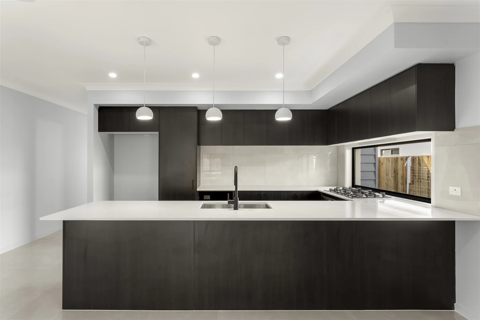 Additional image 2 of White Rock QLD 4306