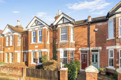 Charlton Road, Shirley, Southampton, Hampshire SO15