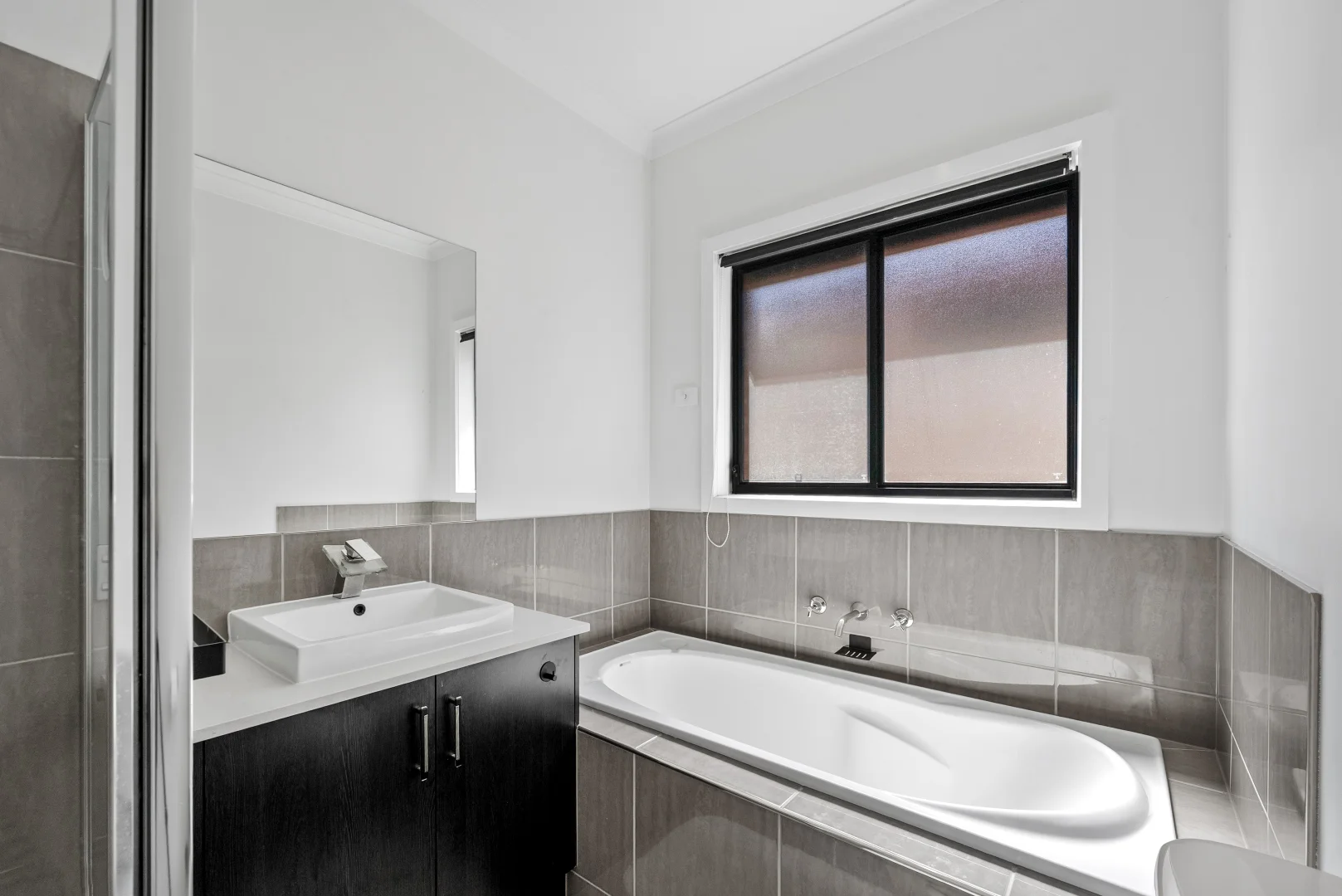 Additional image 12 of 8/40 Mccubbin Way, Caroline Springs VIC 3023