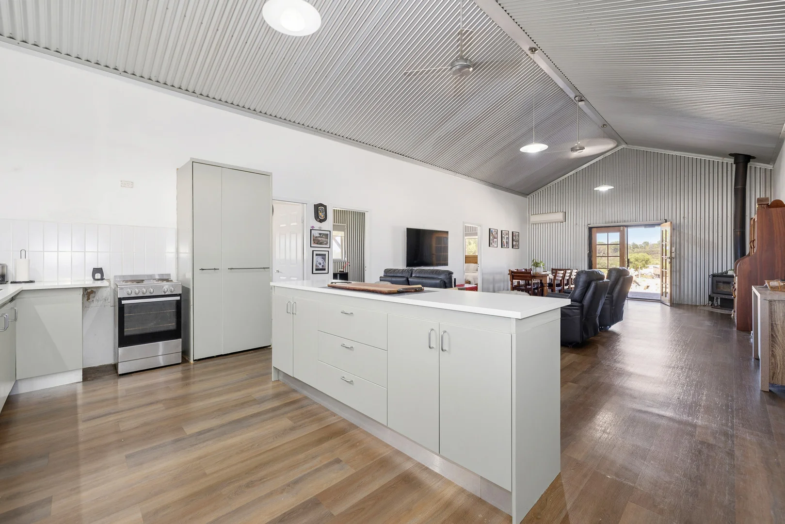 Additional image 13 of 210 Ocean Farm Drive, Nilgen WA 6044