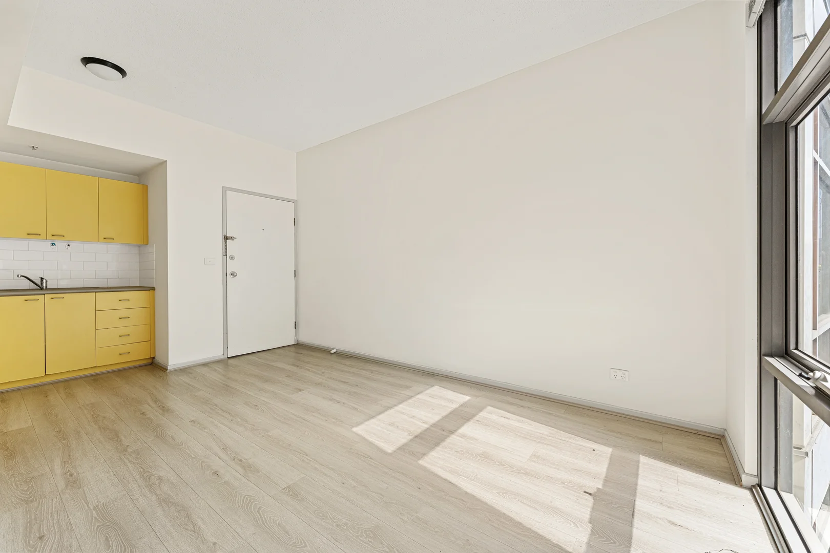 Additional image 3 of 712/570 Swanston Street, Carlton VIC 3053