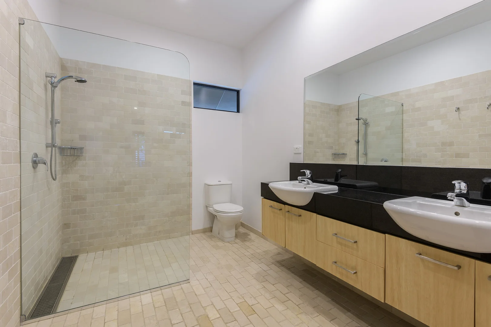 Additional image 20 of 35 Beachfront Mirage Drive, Port Douglas QLD 4877