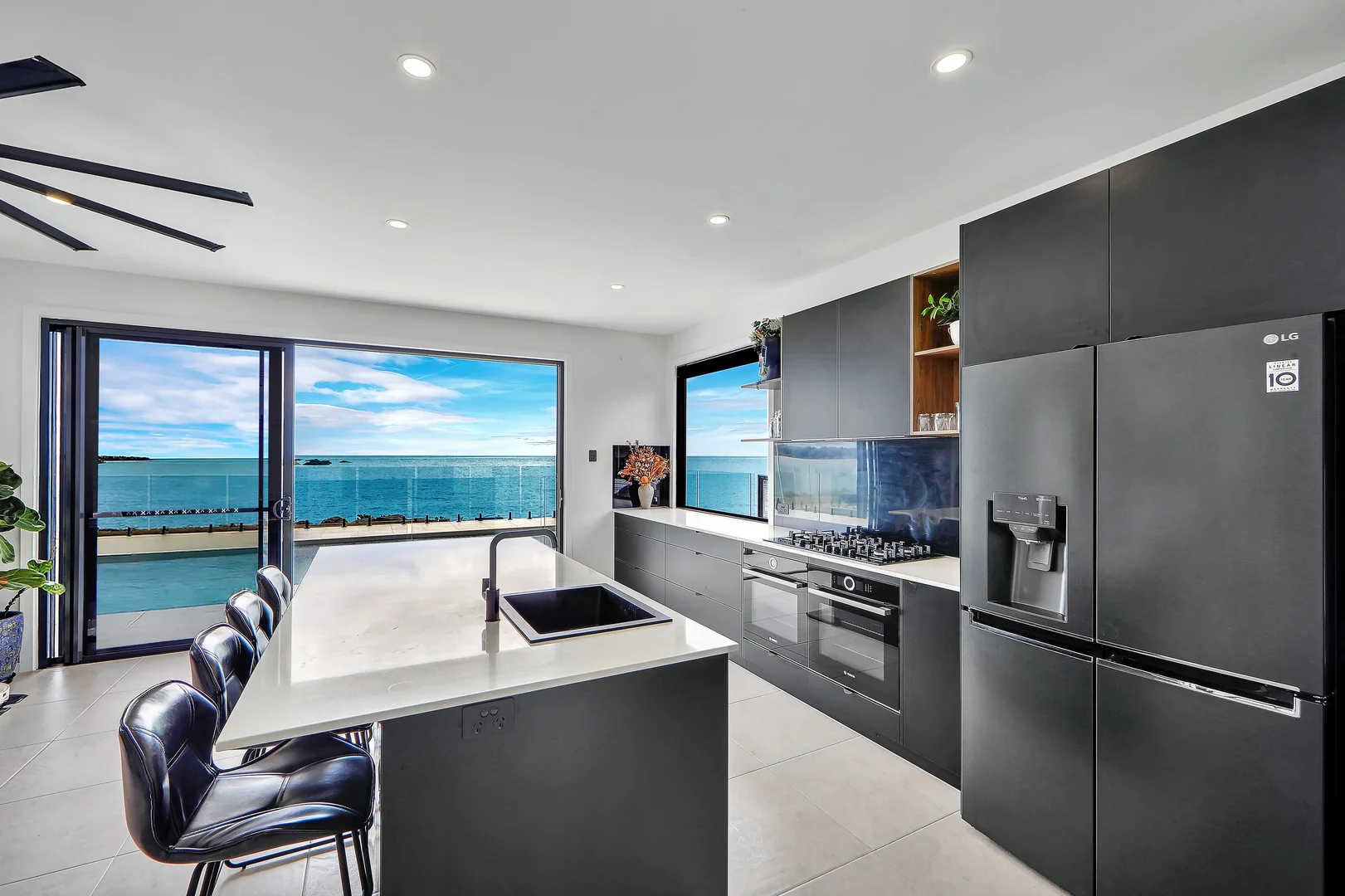 Additional image 4 of 36 Moreton Street, Toogoom QLD 4655