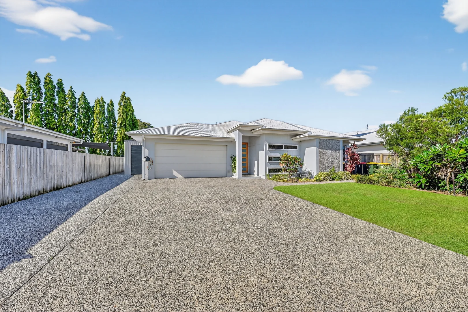 Additional image 24 of 6 Dune Parade, Bushland Beach QLD 4818