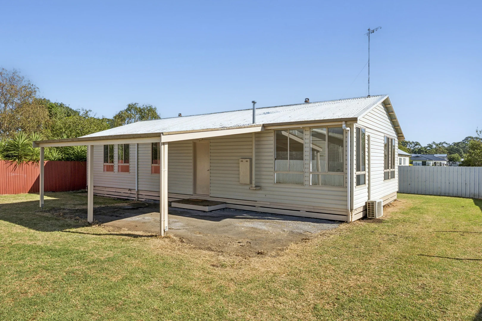 Additional image 12 of 1 & 2/84 Parrott Street, Cobden VIC 3266