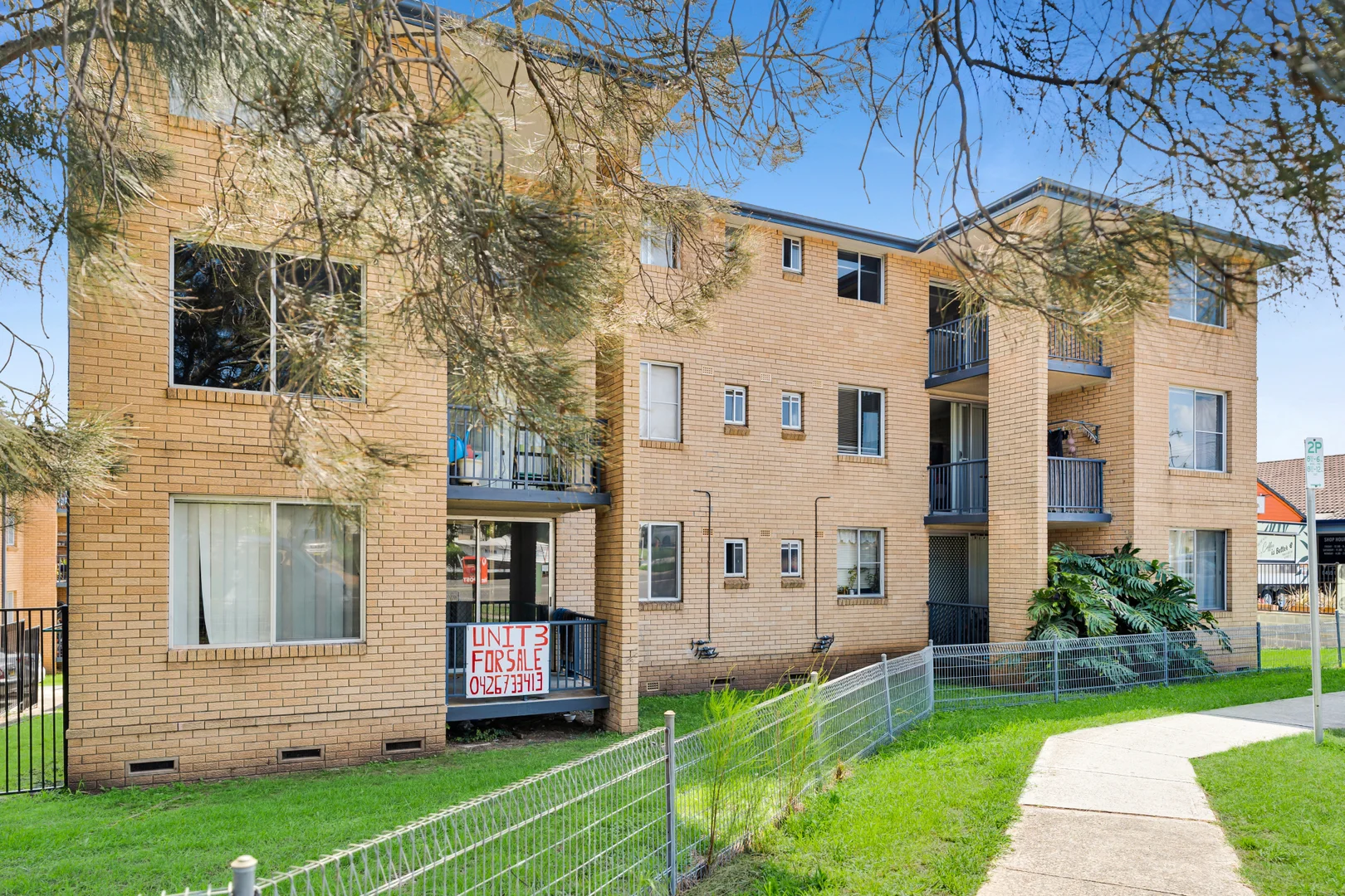 Additional image 3 of 2/5-7 Hoddle Avenue, Bradbury NSW 2560