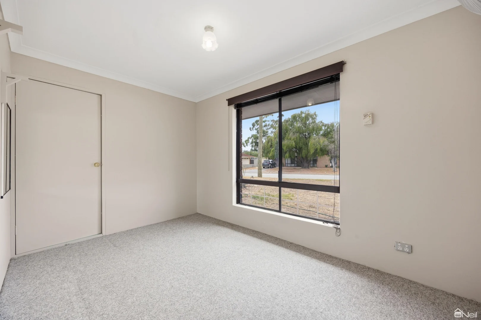 Additional image 14 of 4 Heron Court, Camillo WA 6111