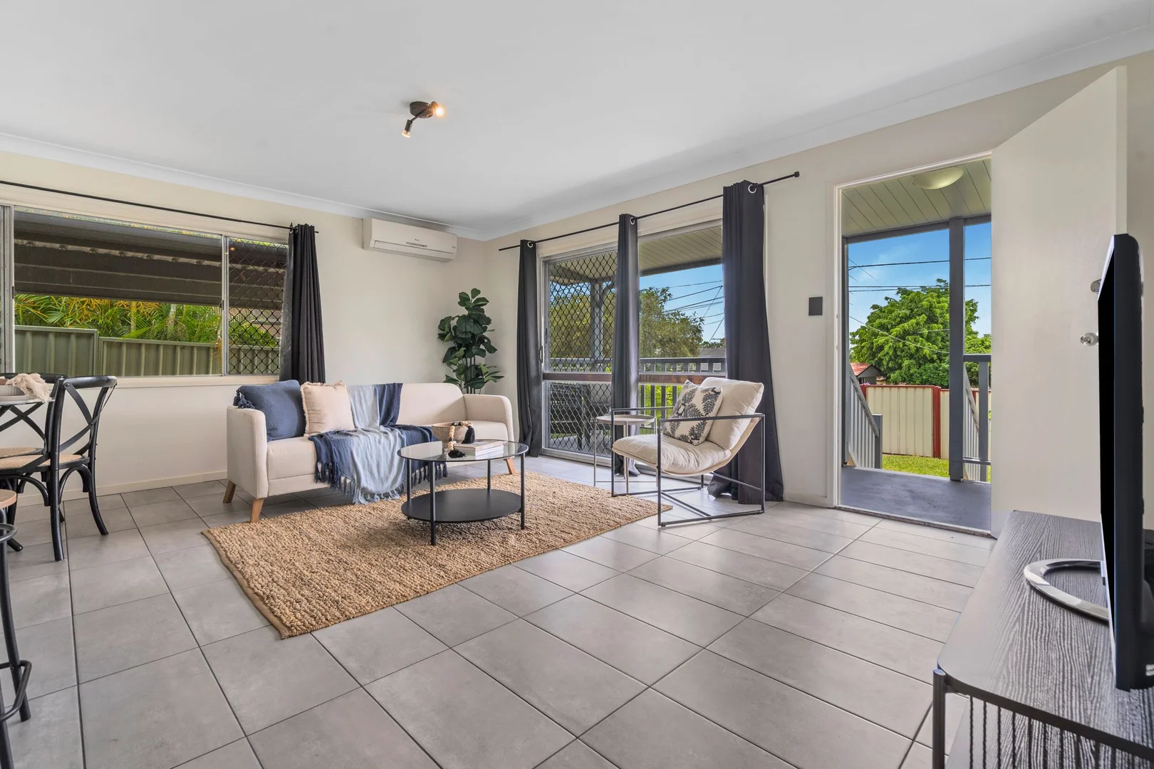 Additional image 5 of 18 Skyline Drive, Kingston QLD 4114