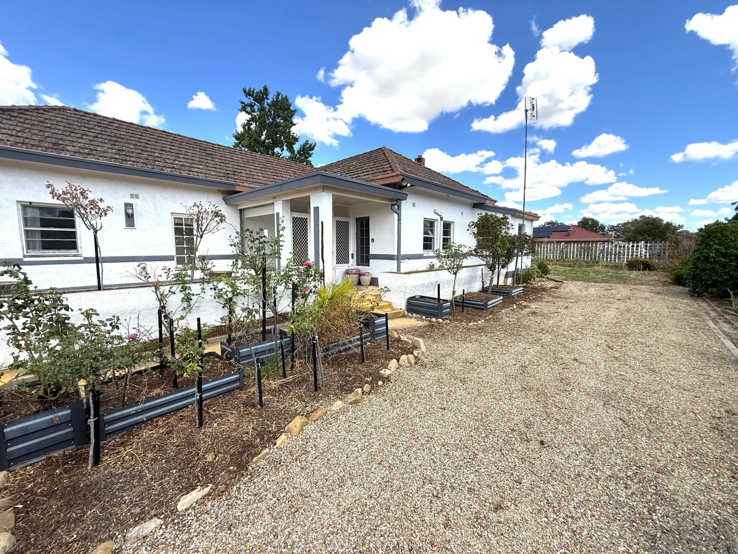 Additional image 3 of 27 Thornhill Street, Young NSW 2594