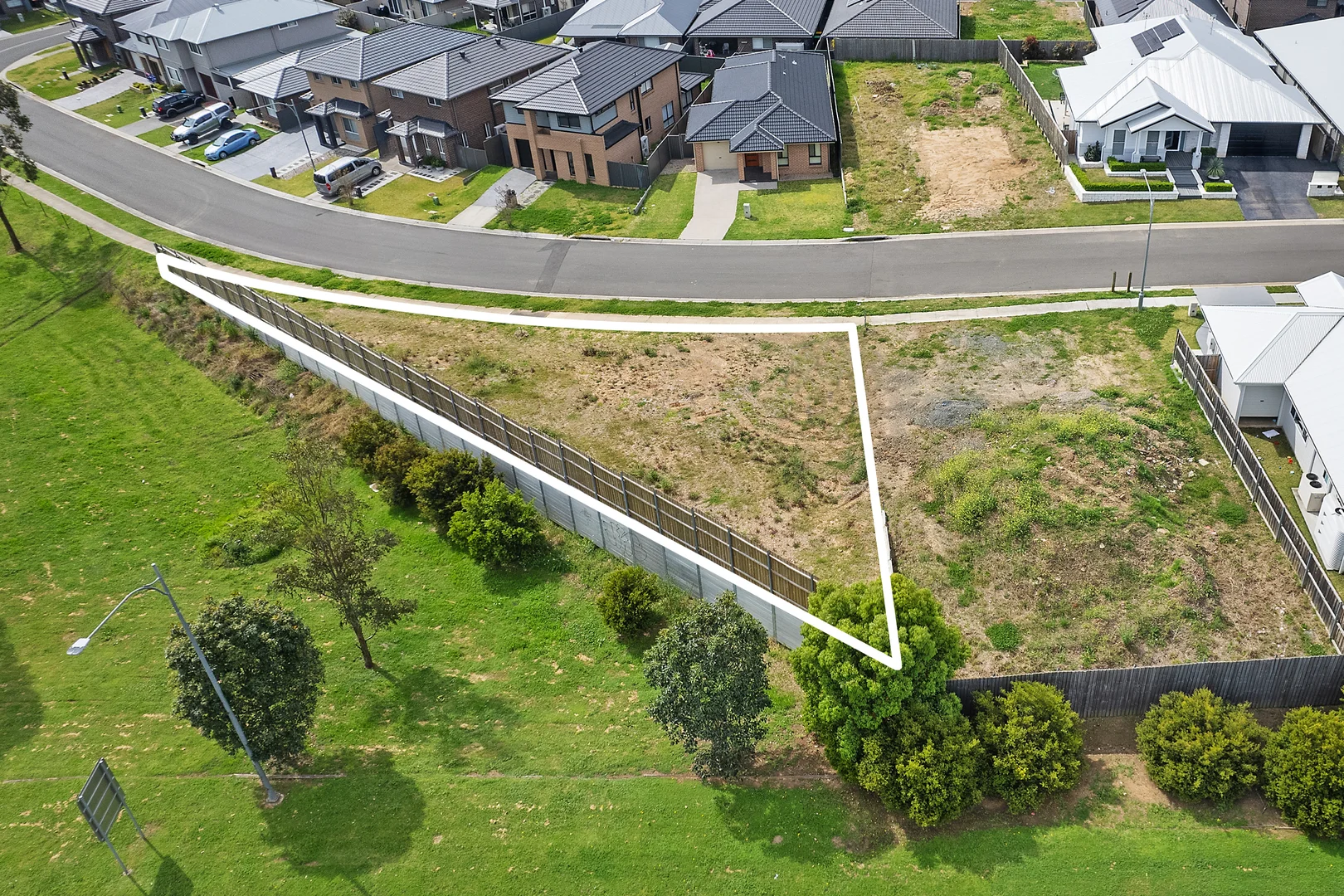 Additional image 2 of 58 Bluebell Crescent, Spring Farm NSW 2570