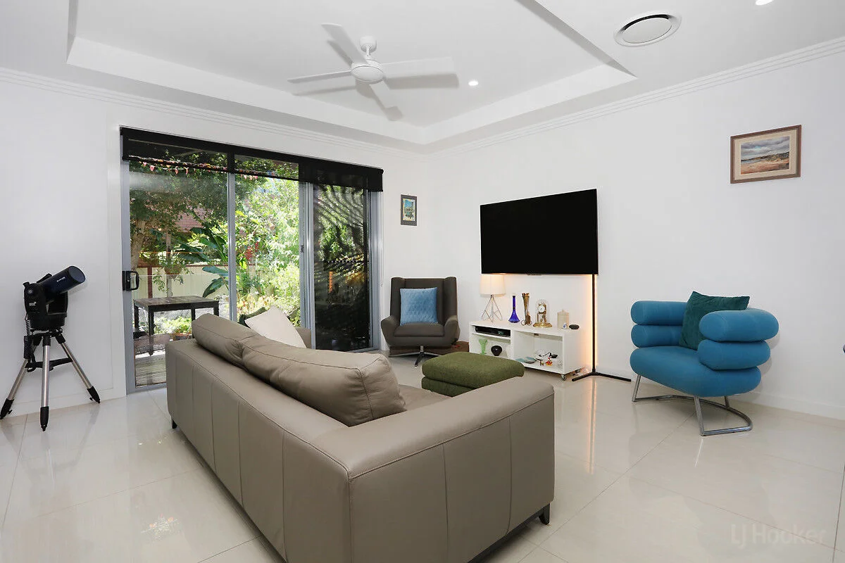 Additional image 9 of 2/49 Milton Avenue, Paradise Point QLD 4216