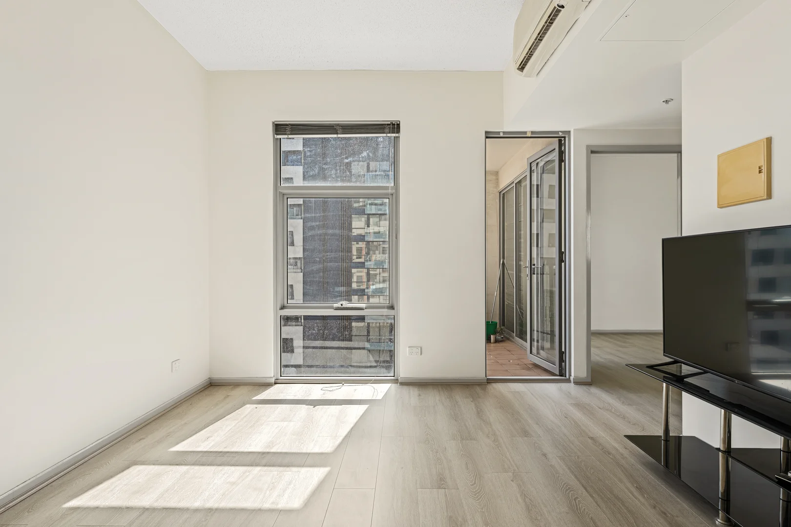 Additional image 2 of 712/570 Swanston Street, Carlton VIC 3053