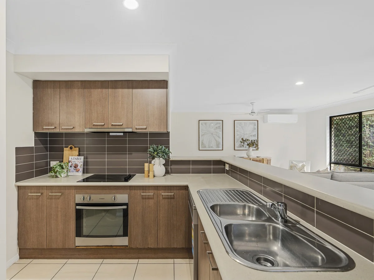 Additional image 4 of 25 Shoalhaven Avenue, Pacific Pines QLD 4211