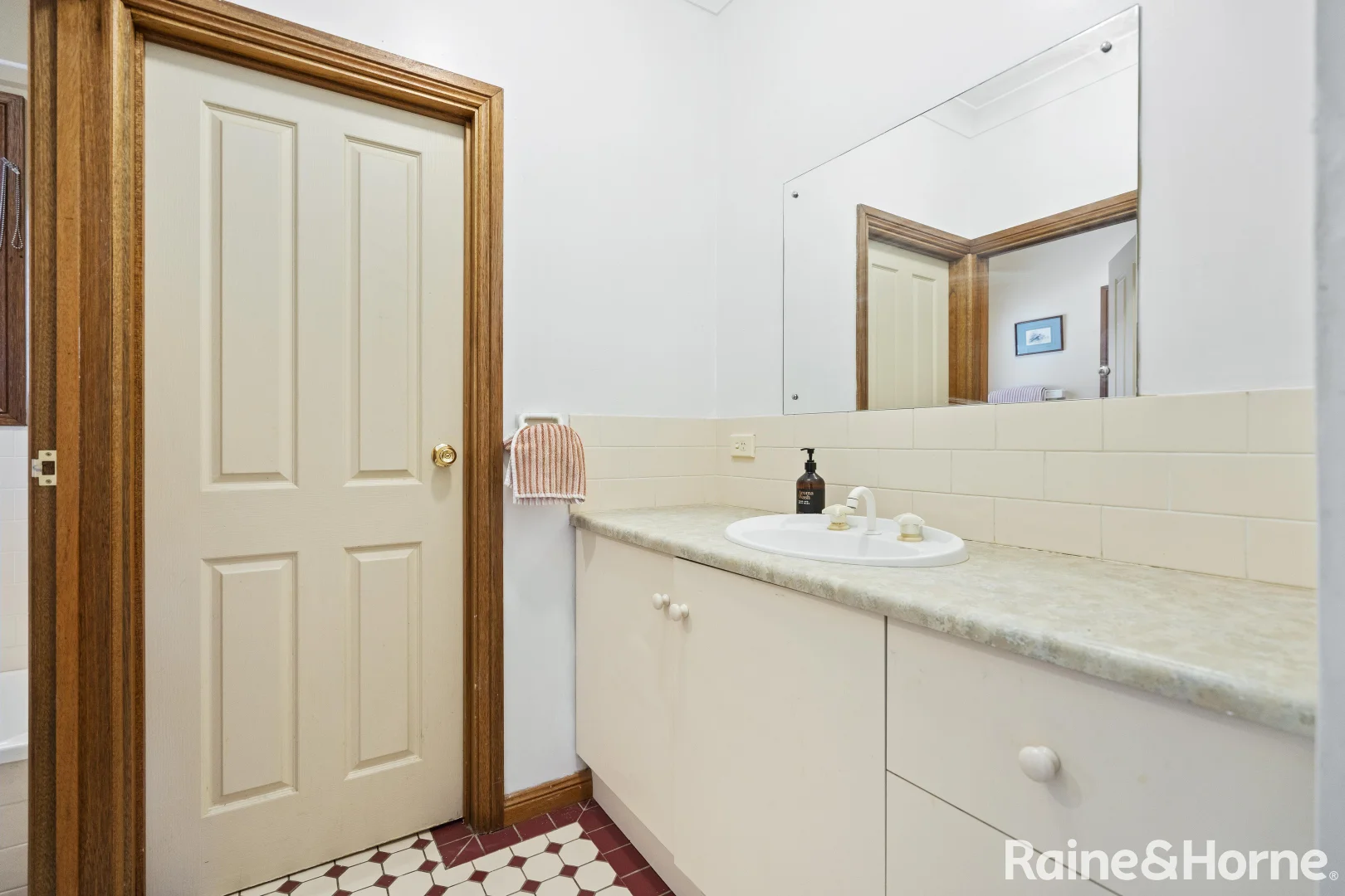 Additional image 10 of 2/15 Marchant Road, Strathalbyn SA 5255