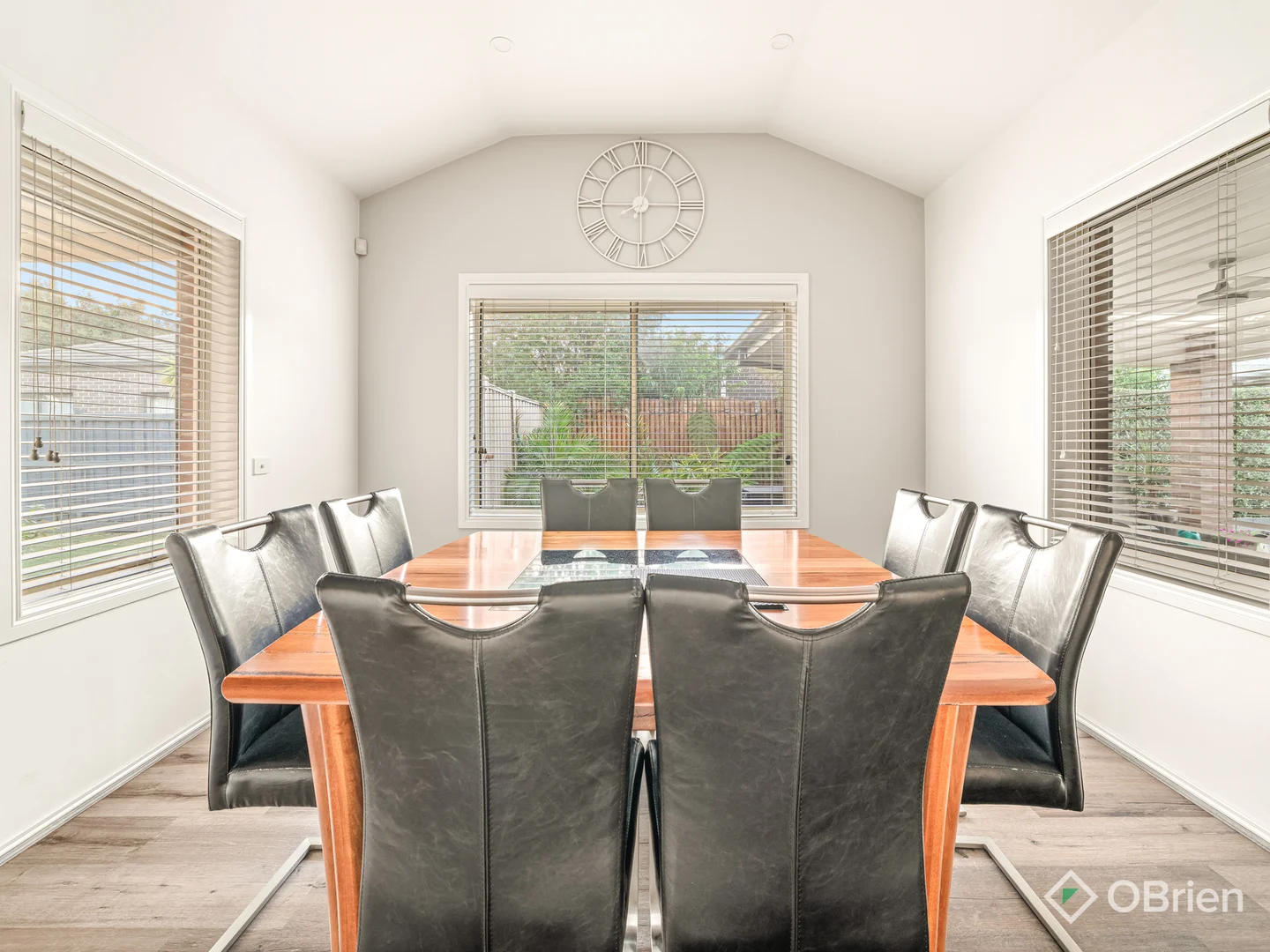 Additional image 8 of 192 Linsell Boulevard, Cranbourne East VIC 3977