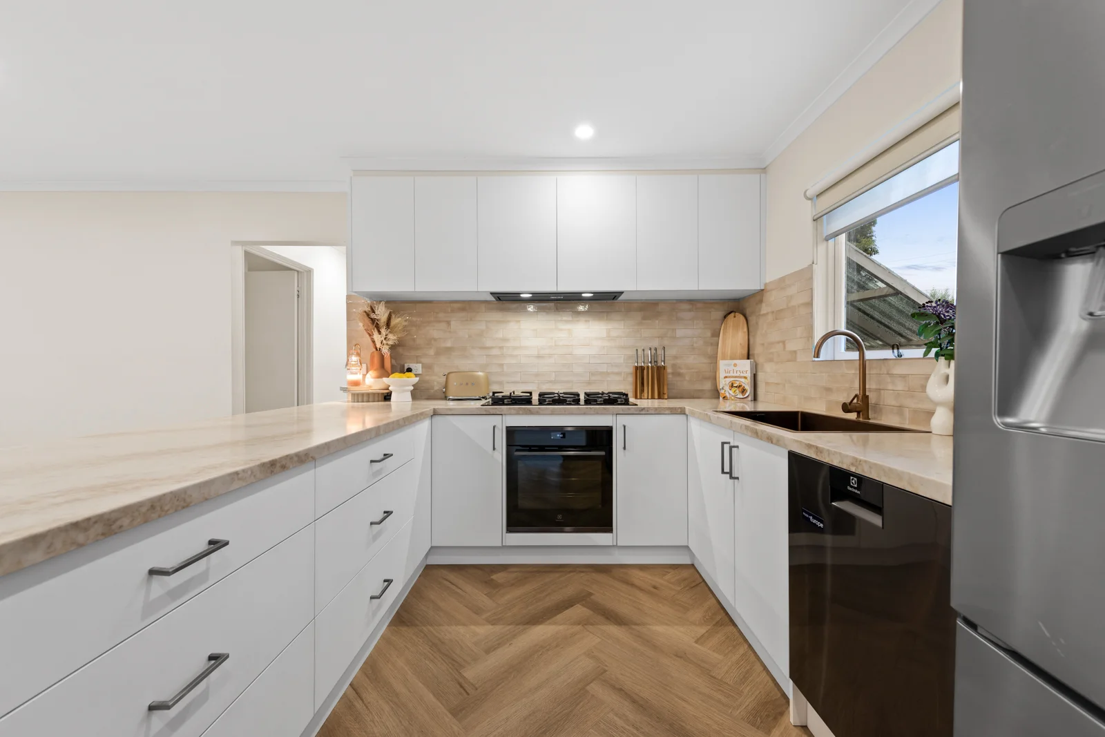 Additional image 7 of 4 Jonathan Avenue, Burwood East VIC 3151