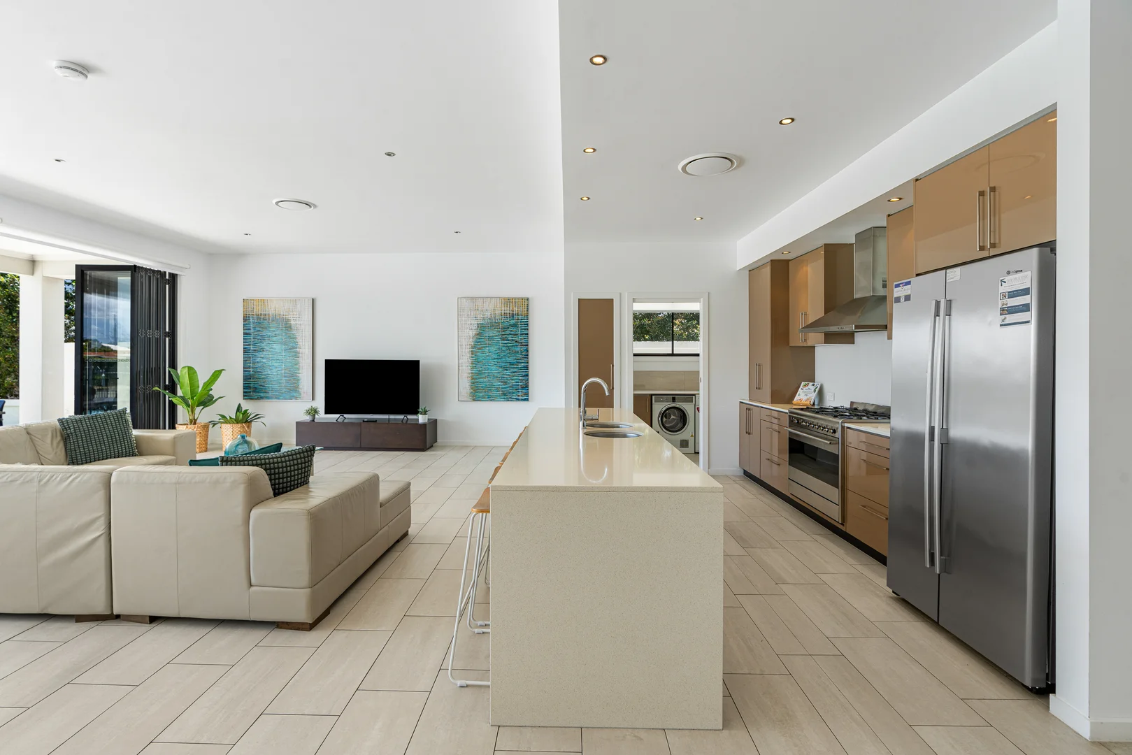 Additional image 23 of 91 T E Peters Drive, Broadbeach Waters QLD 4218