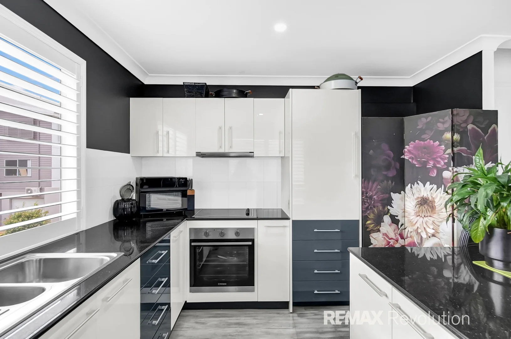 Additional image 5 of 28/57-63 Mary Street, Kingston QLD 4114