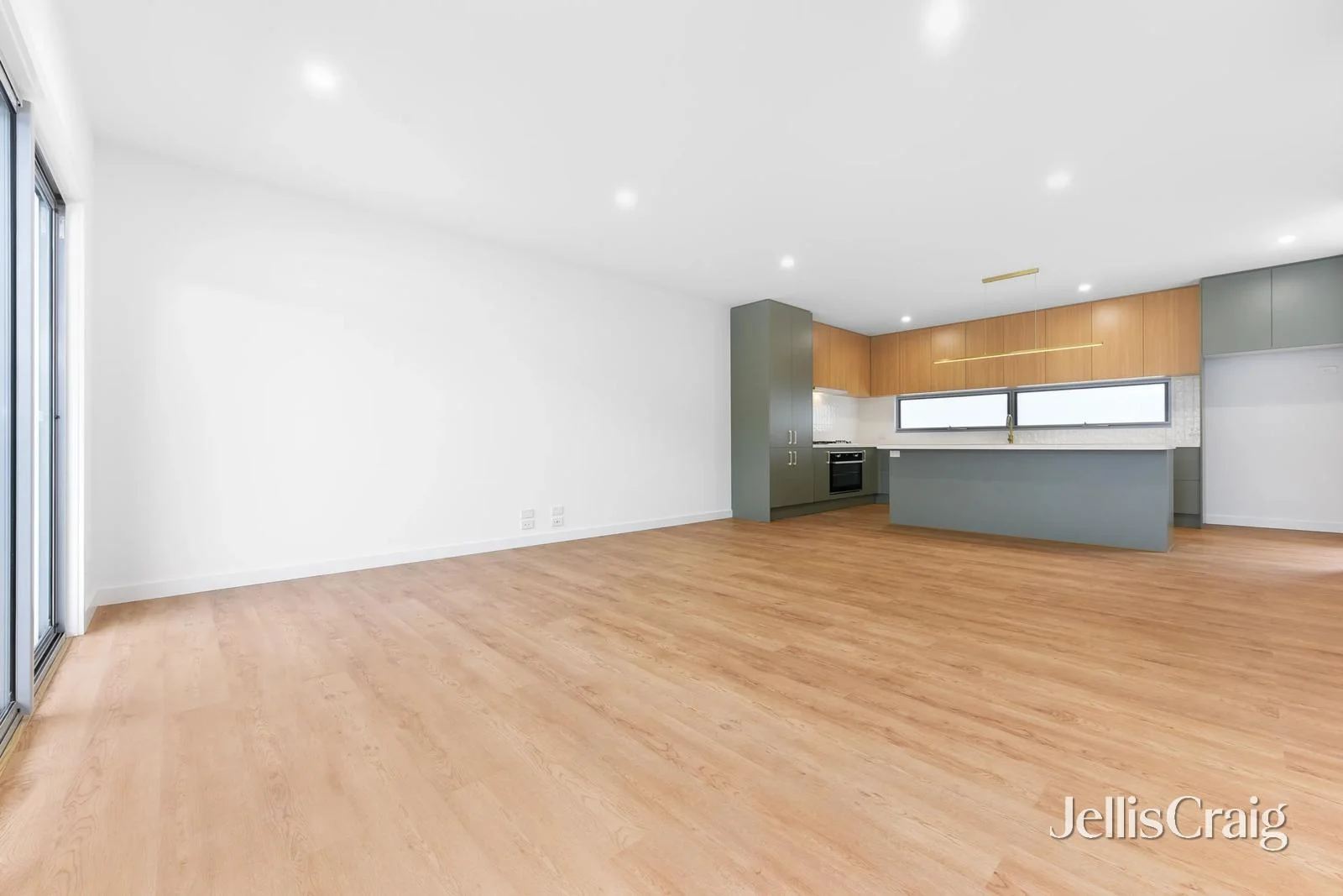 Additional image 7 of 2/53 Cleeland Street, Dandenong VIC 3175