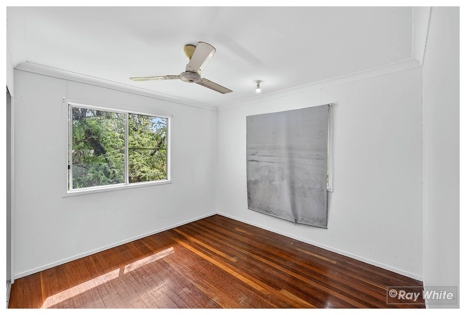 Additional image 22 of 267 Elphinstone Street, Koongal QLD 4701