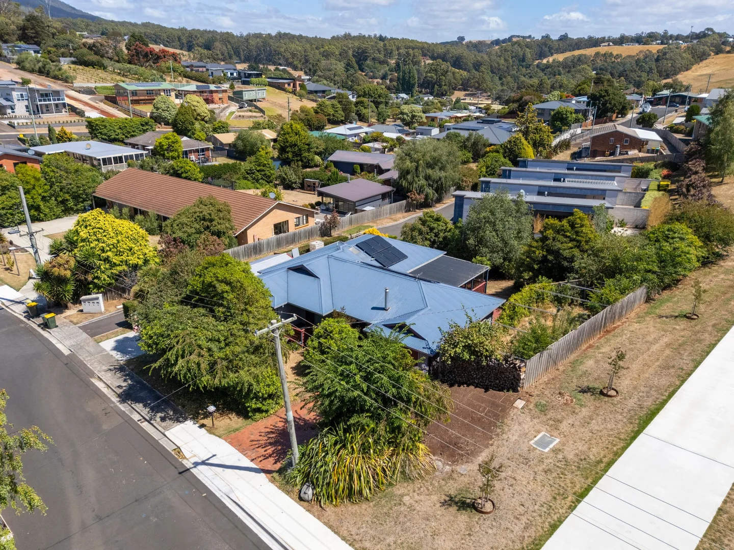 Additional image 2 of 2B Lyndara Drive, Penguin TAS 7316