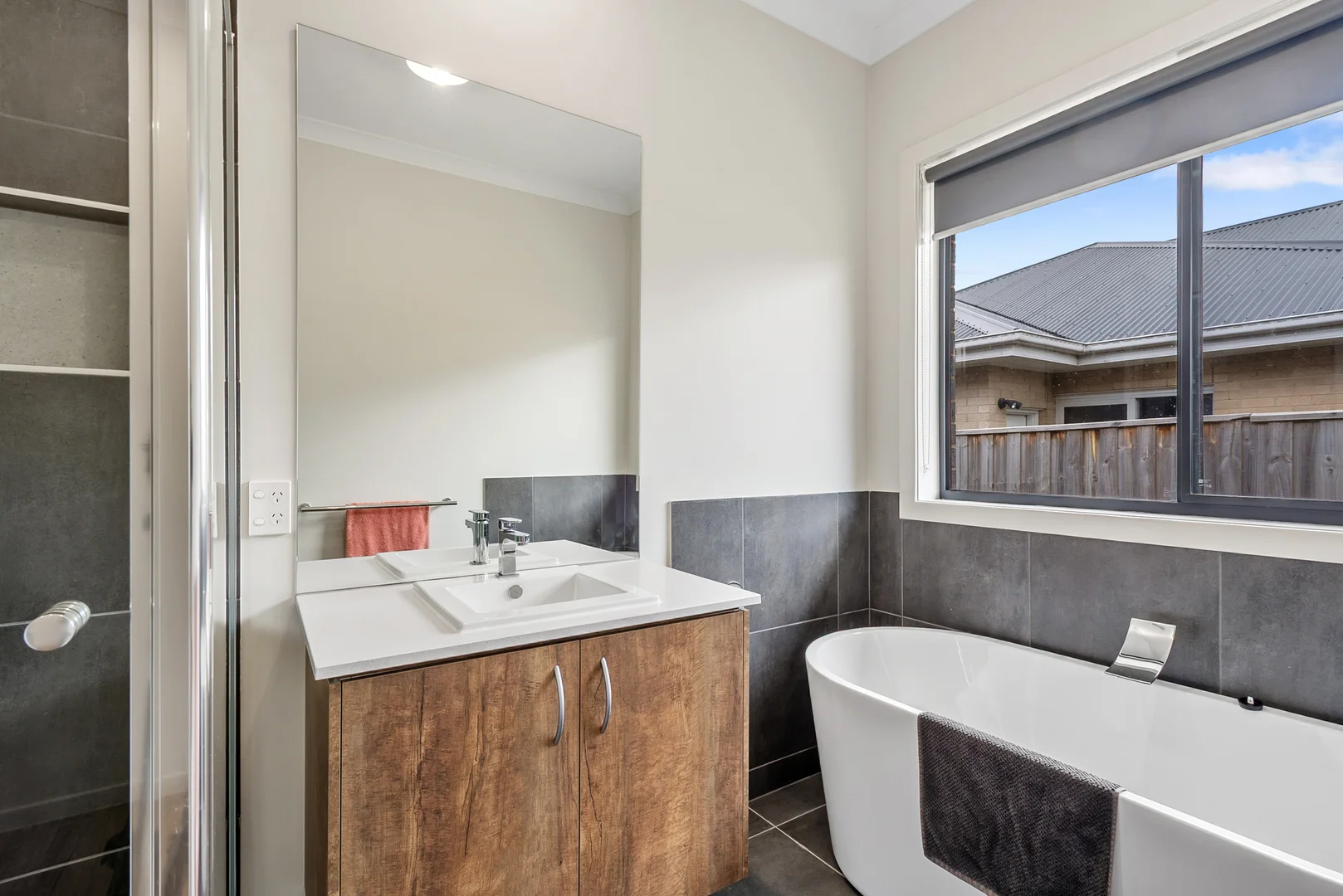Additional image 10 of 22 Collins Parade, Kyneton VIC 3444