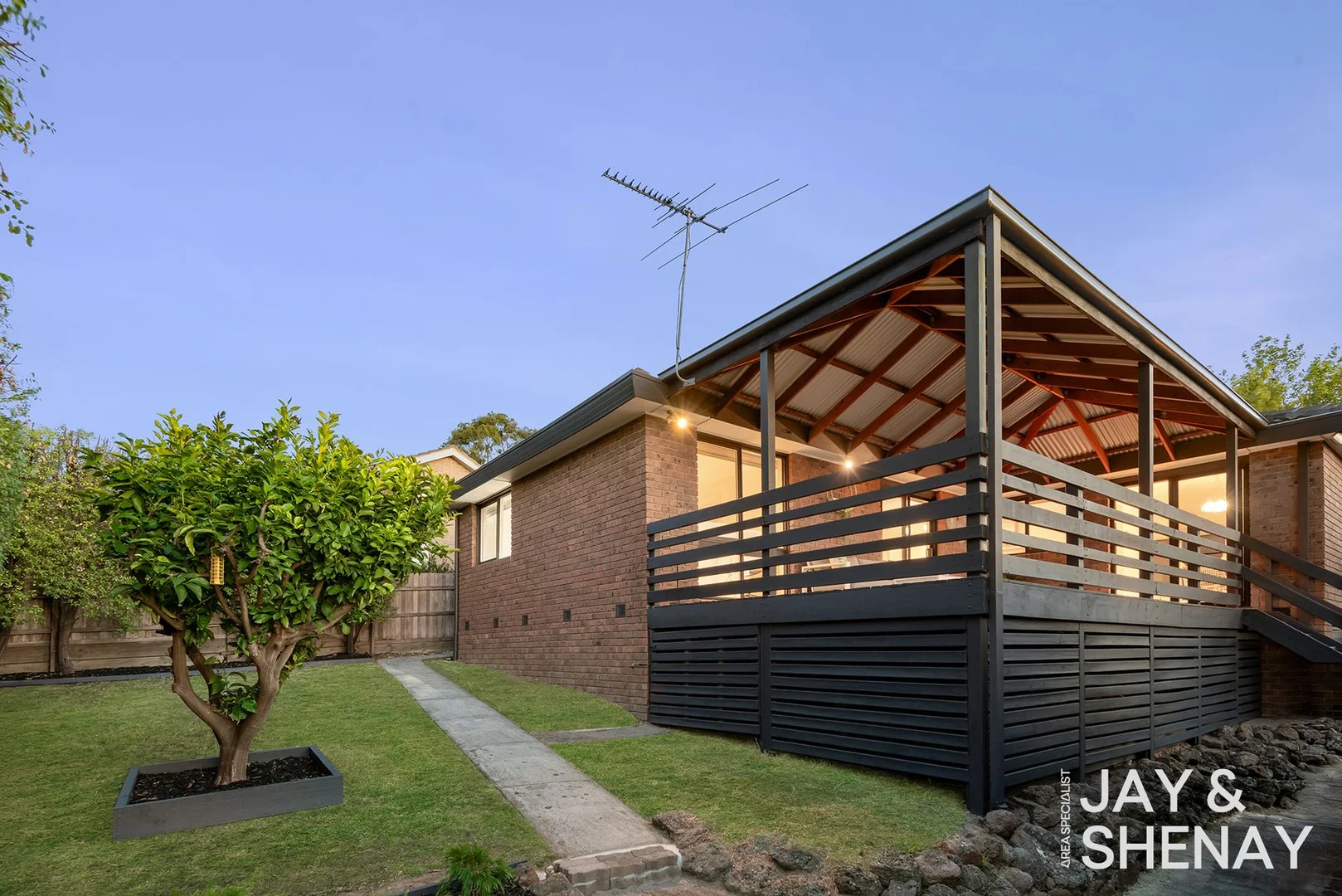 Additional image 13 of 10 Harvey Place, Endeavour Hills VIC 3802