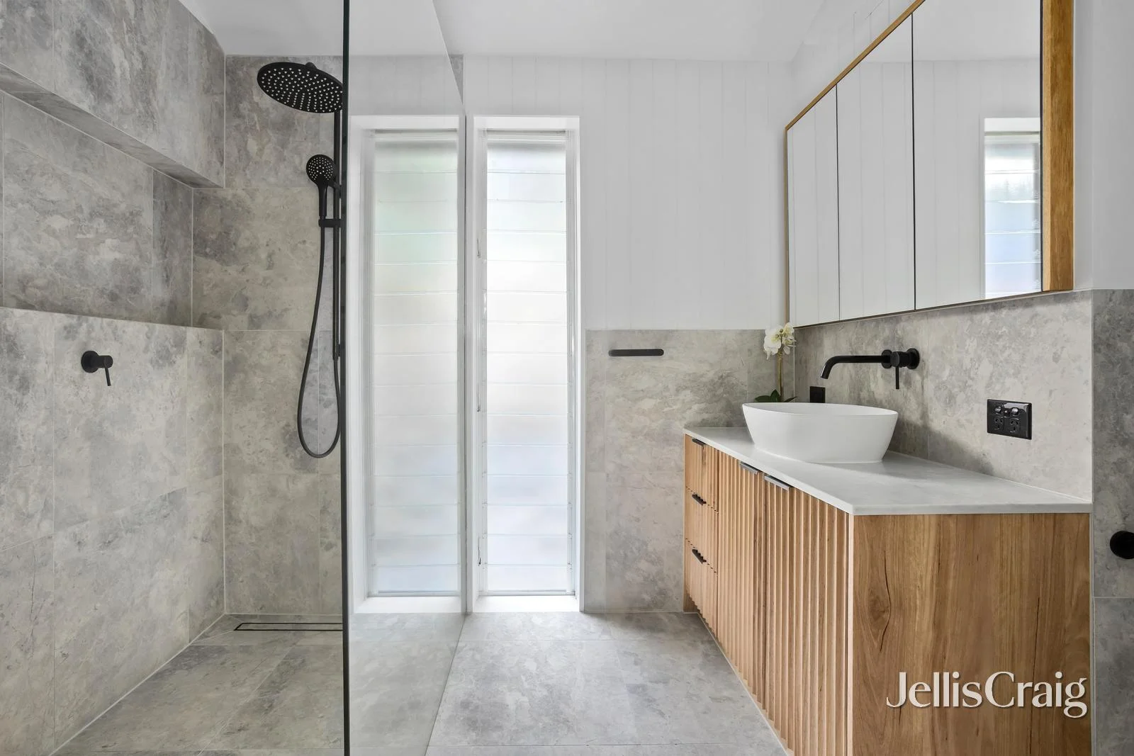 Additional image 10 of 2/105 Ryans Road, Eltham North VIC 3095