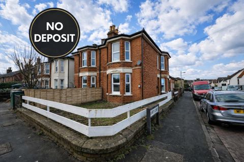 71 Shirley Park Road, Southampton SO16, Room to rent