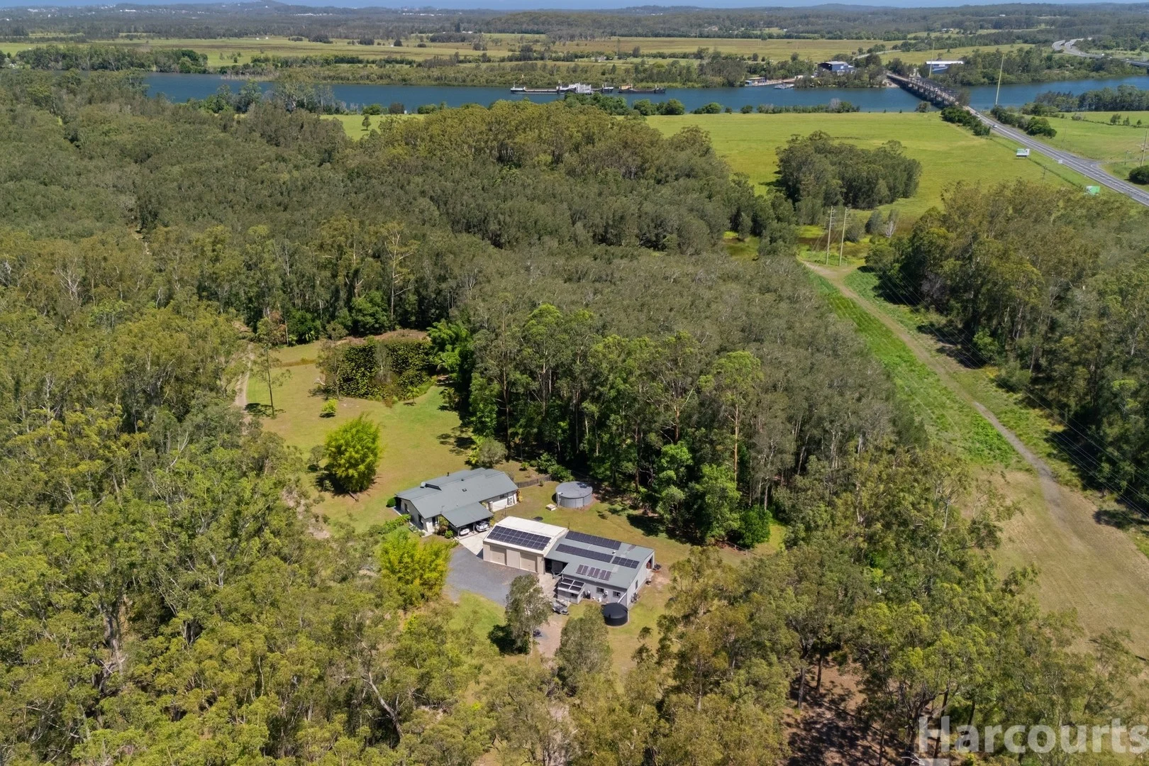 120 McMillan Drive, Blackmans Point NSW 2444