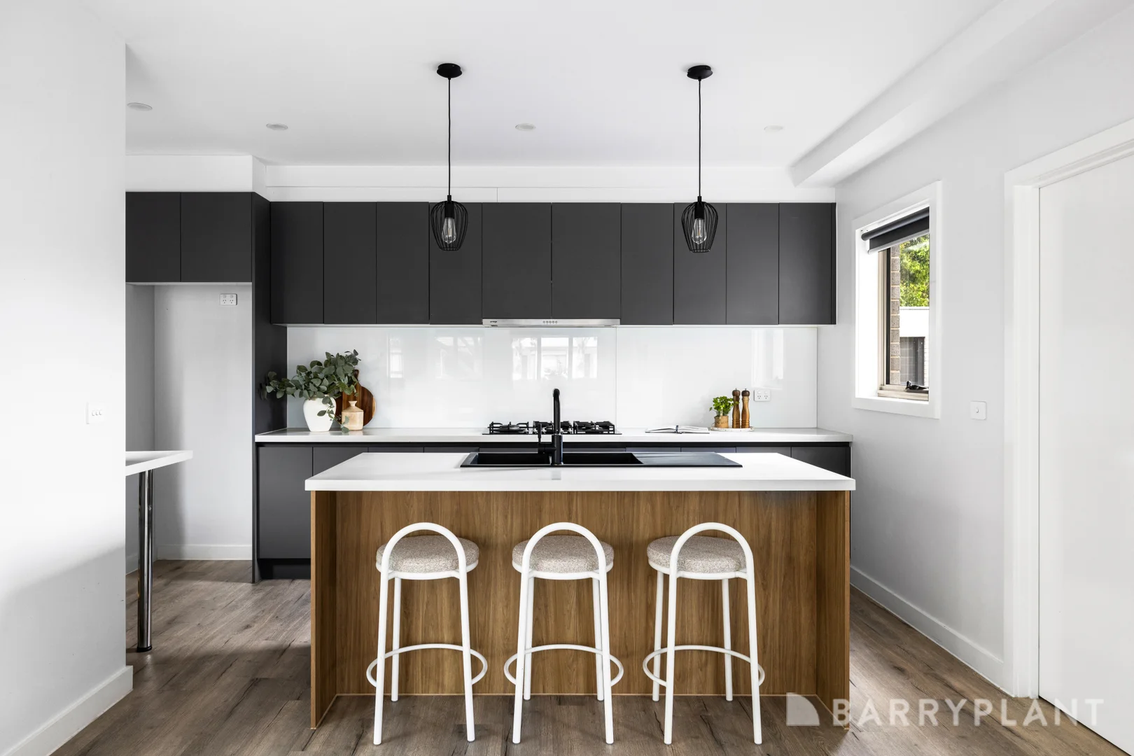 Additional image 5 of 1/92 West Street, Hadfield VIC 3046