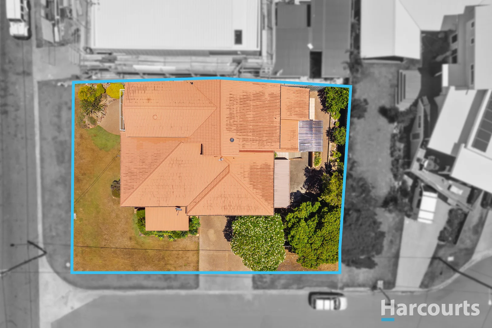 Additional image 36 of 19 The Esplanade, Caves Beach NSW 2281