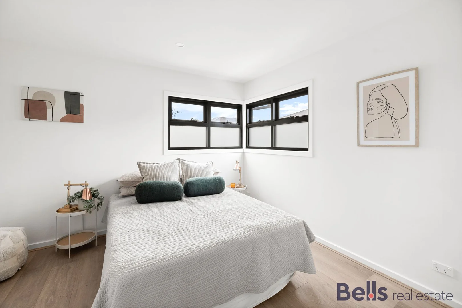 Additional image 22 of 1 & 4/33 Essex Street, Sunshine North VIC 3020