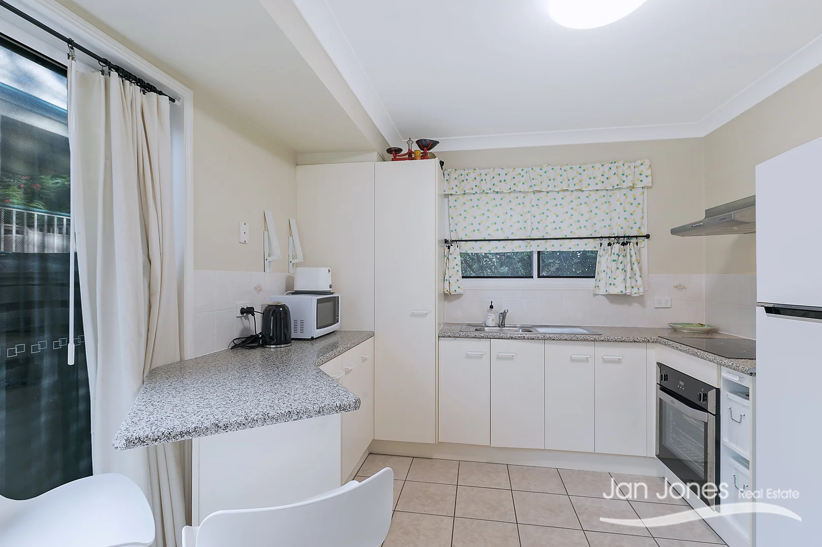 Additional image 8 of 1/45-47 Georgina Street, Woody Point QLD 4019