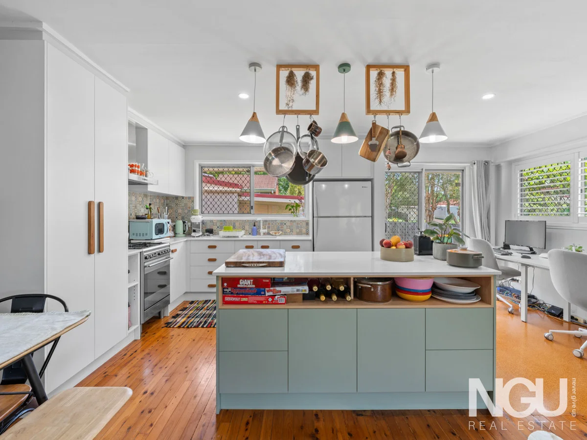 Additional image 6 of 2 Hind Court, Bundamba QLD 4304