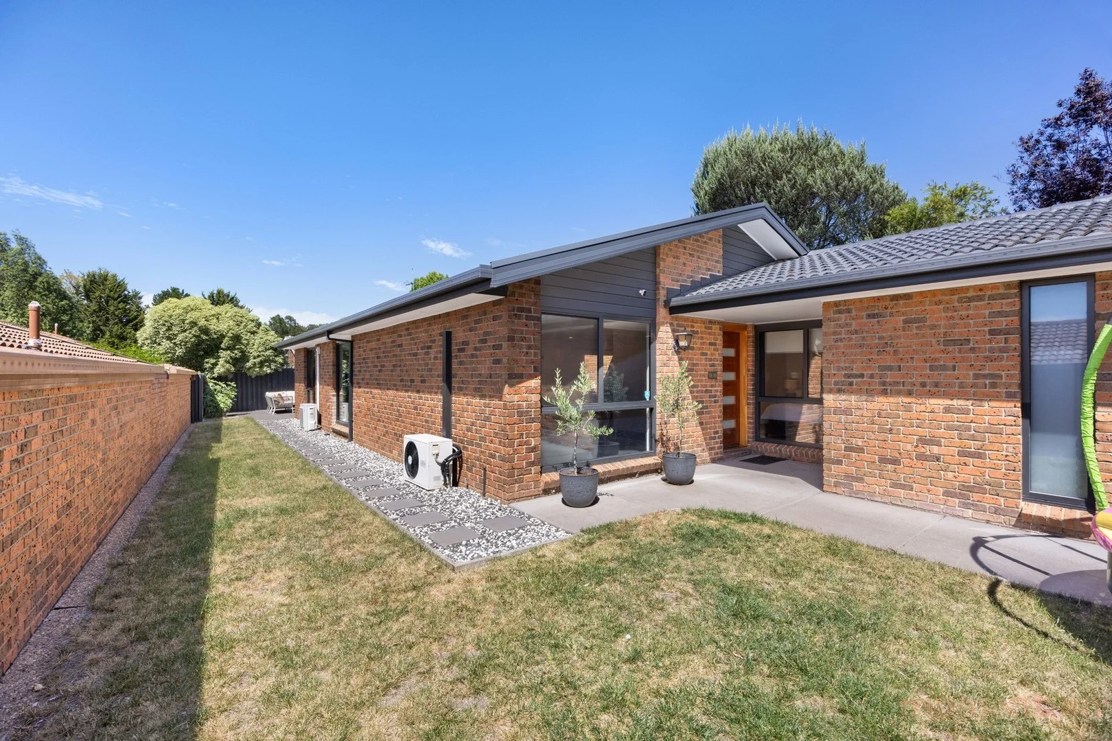 Additional image 4 of 28 Fernyhough Crescent, Lyneham ACT 2602