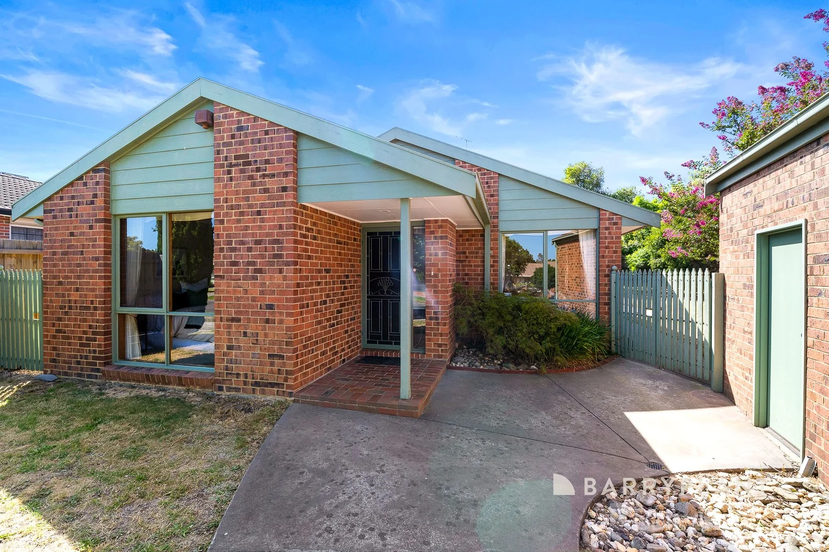 4 Bowen Court, Berwick VIC 3806