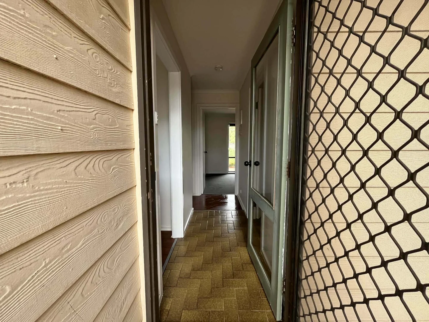 Additional image 6 of 8/25 Black Oak Drive, Leigh Creek SA 5731