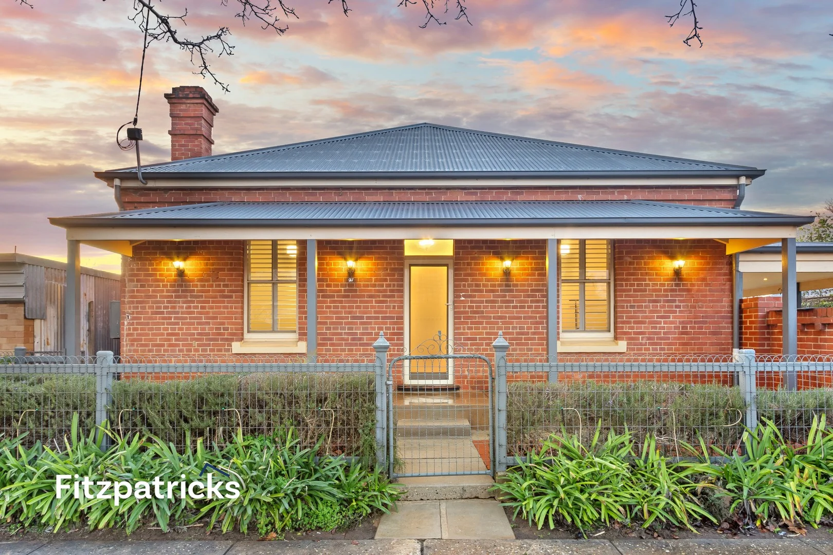 97 Crampton Street, Wagga Wagga NSW 2650