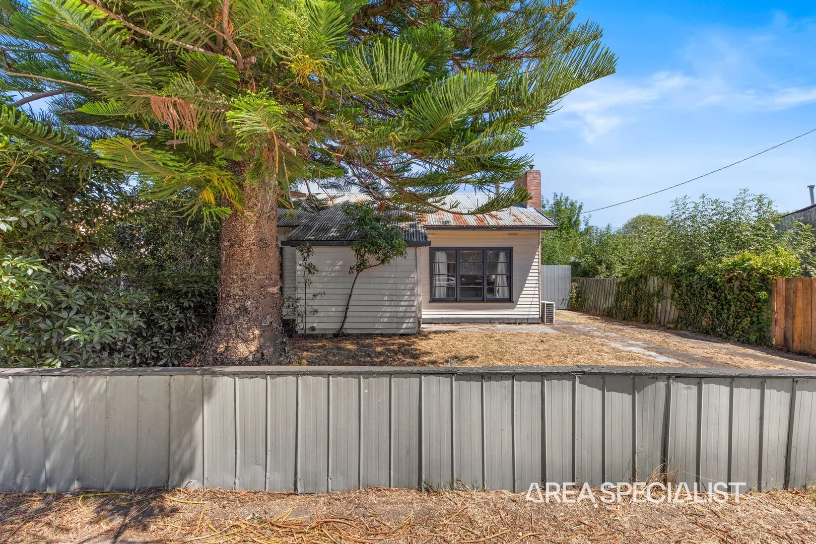 Additional image 19 of 2 Sybella Avenue, Koo Wee Rup VIC 3981