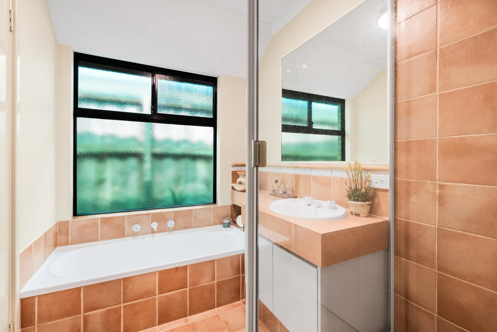 Additional image 22 of 10 Woodlake Boulevard, Ellenbrook WA 6069