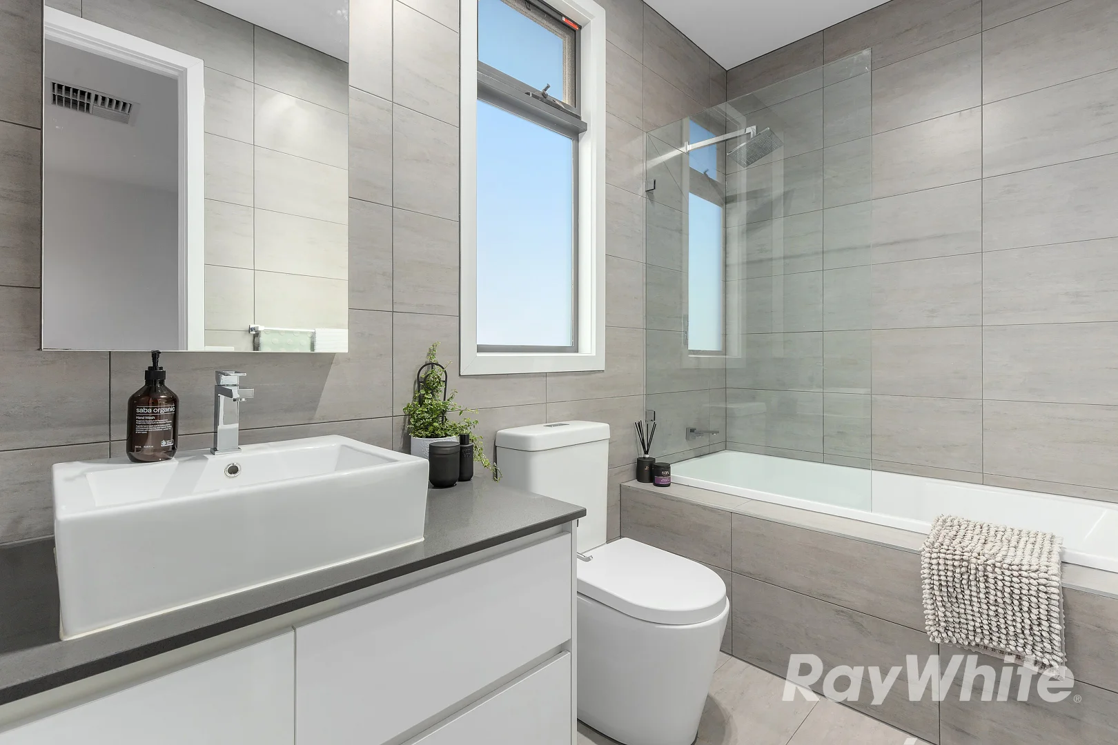 Additional image 6 of 71A Stockdale Avenue, Bentleigh East VIC 3165