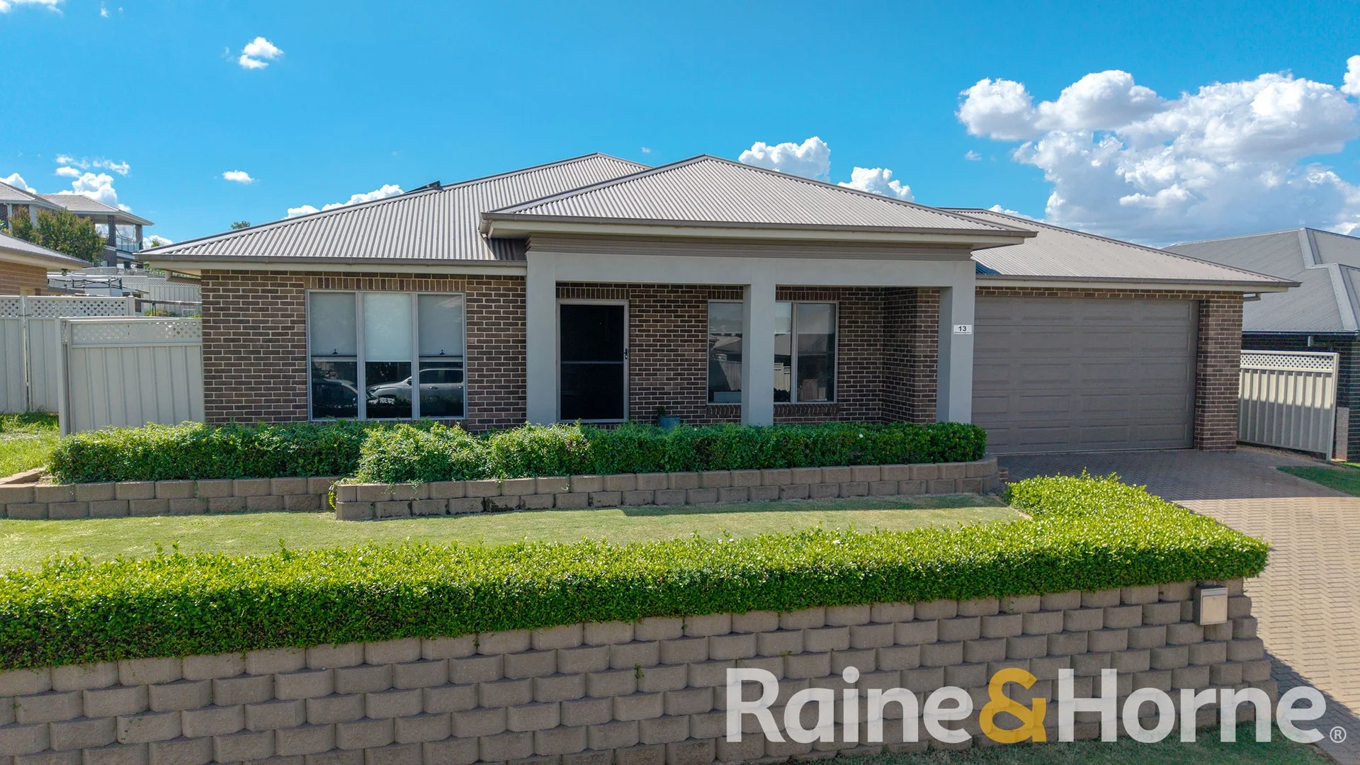 13 Ellenborough Avenue, Dubbo NSW 2830