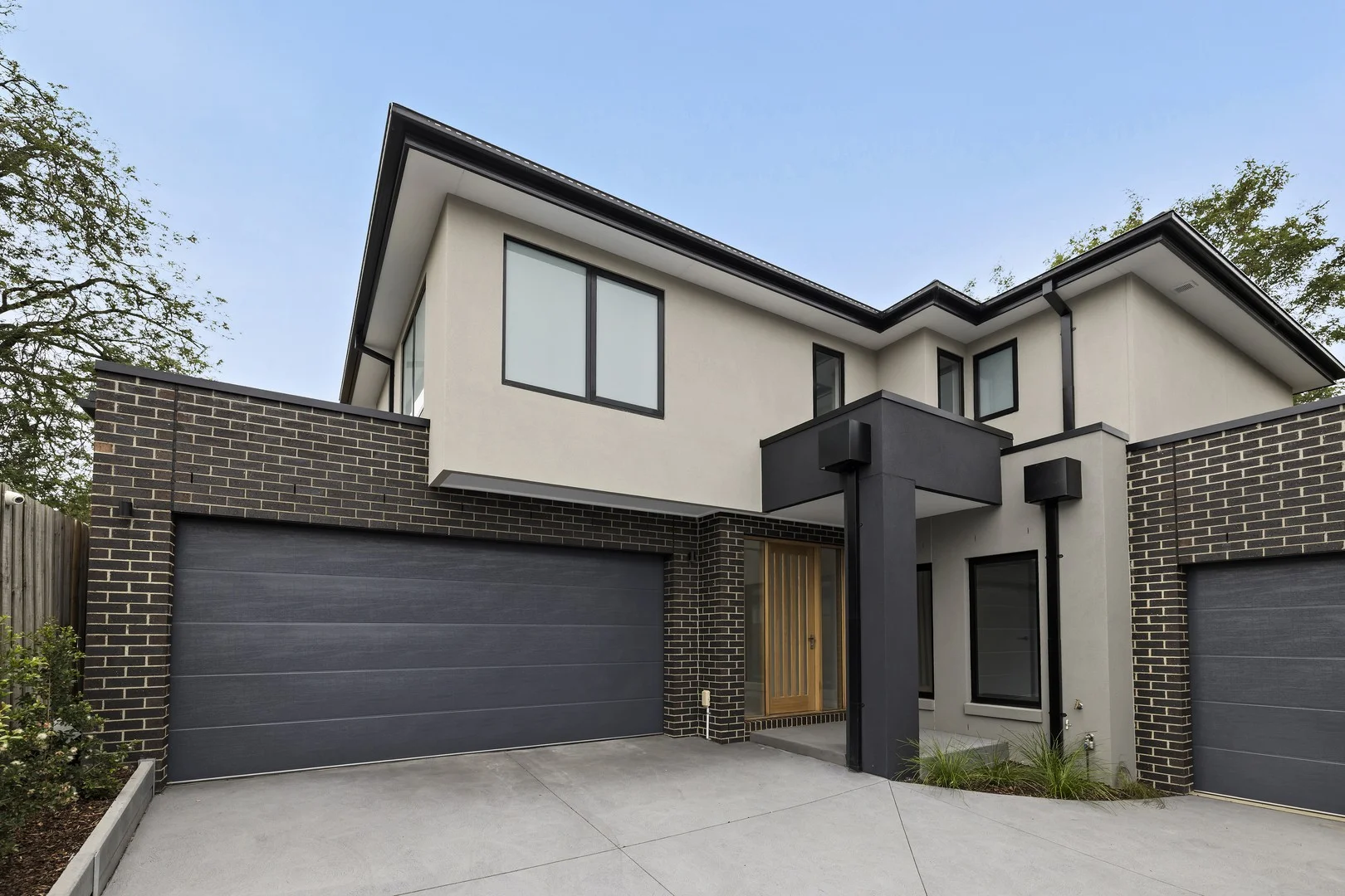 3/2 Belmont Road West, Croydon South VIC 3136