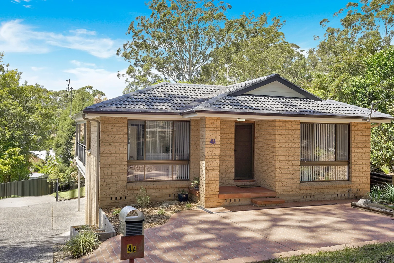 4A Hillcrest Road, Empire Bay NSW 2257