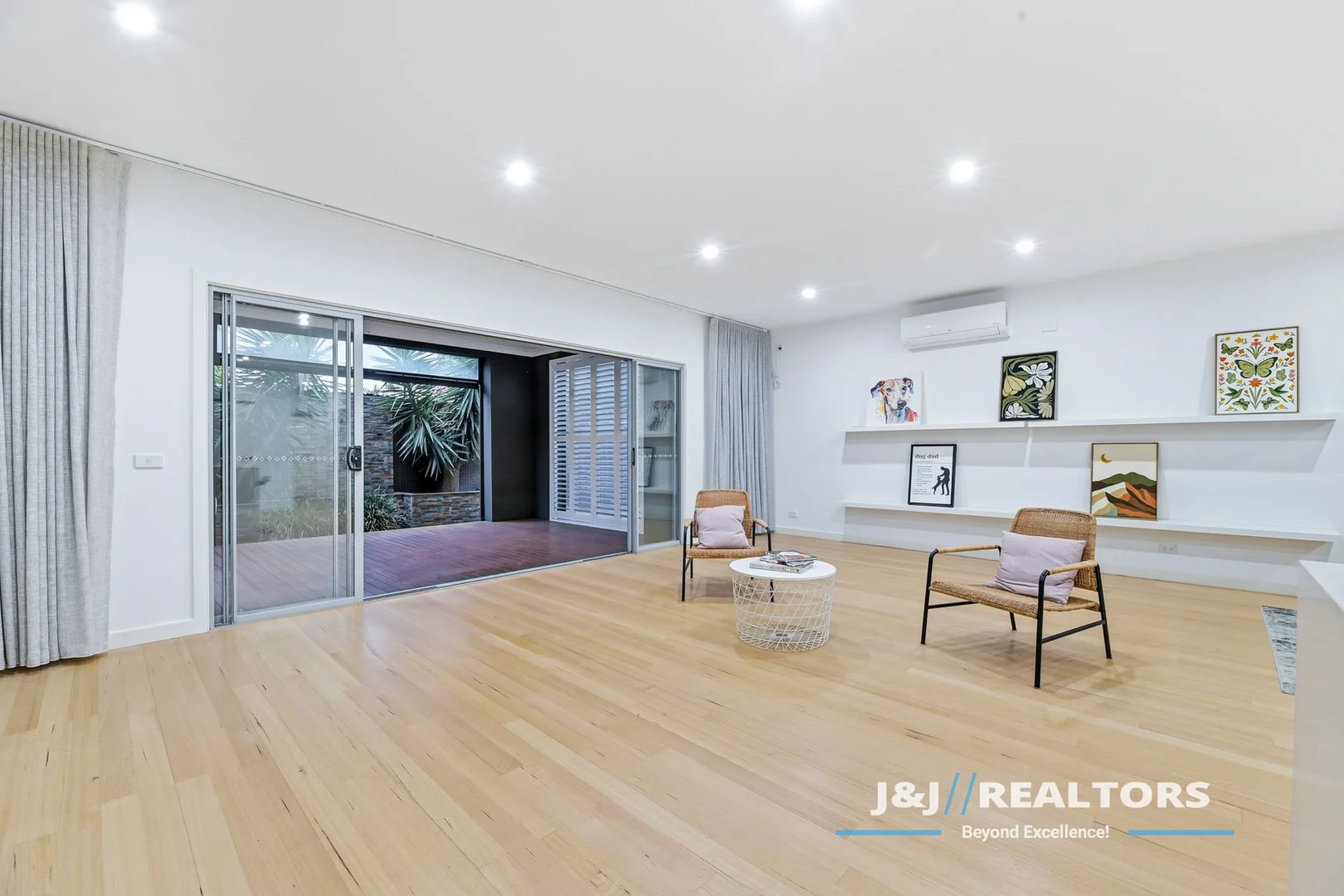 Additional image 7 of 30 Brunton Avenue, Caroline Springs VIC 3023